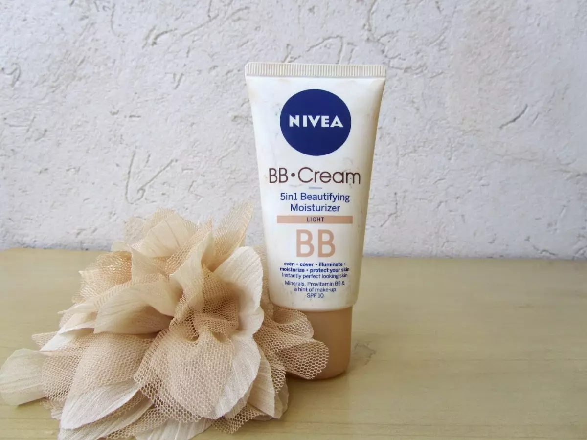 Nivea BB Cream 5w1 upiększający krem nawilżający – recenzja