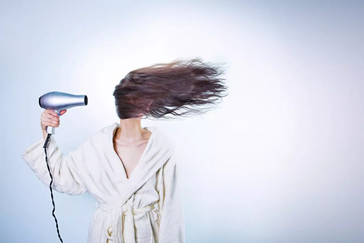 Puszące się włosy – rozwiązanie problemu